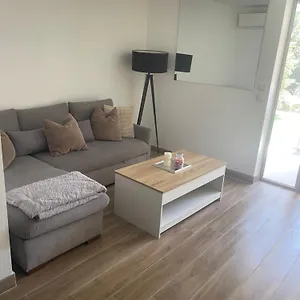 Appartamento Seyana - Agreable Avec Jardin Et Grande Veranda - Proche, Cagnes-sur-Mer