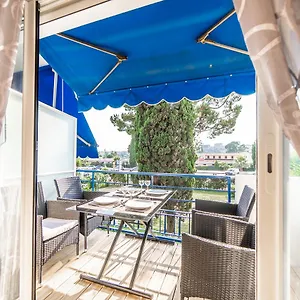 Appartamento L'ascot Appartement, Plages à 300m, Vue Hippodrome, Cagnes-sur-Mer